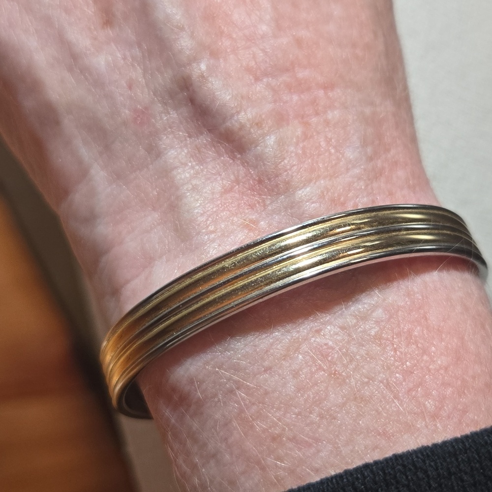 Magnetic Two-Tone Cuff Bracelet - Picture 5 of 5